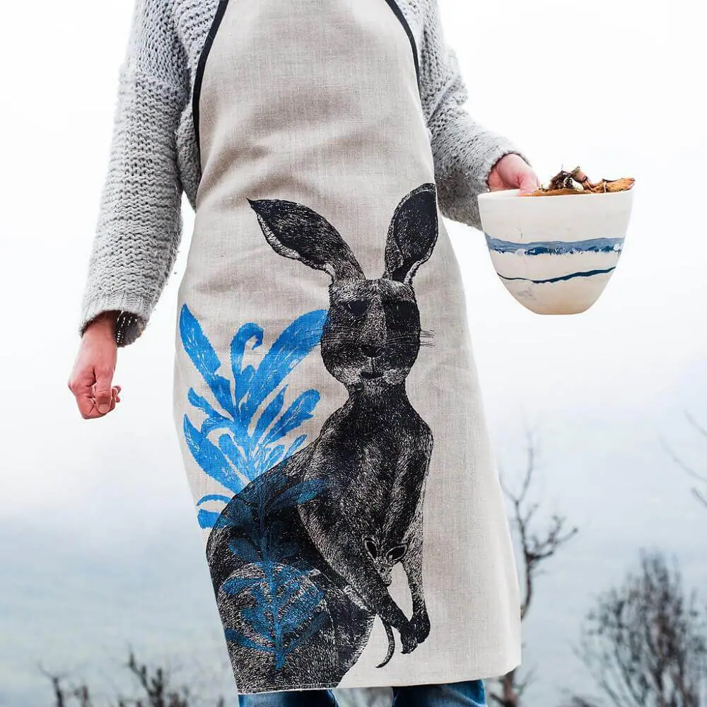 Kangaroo Etching Apron - Image 1